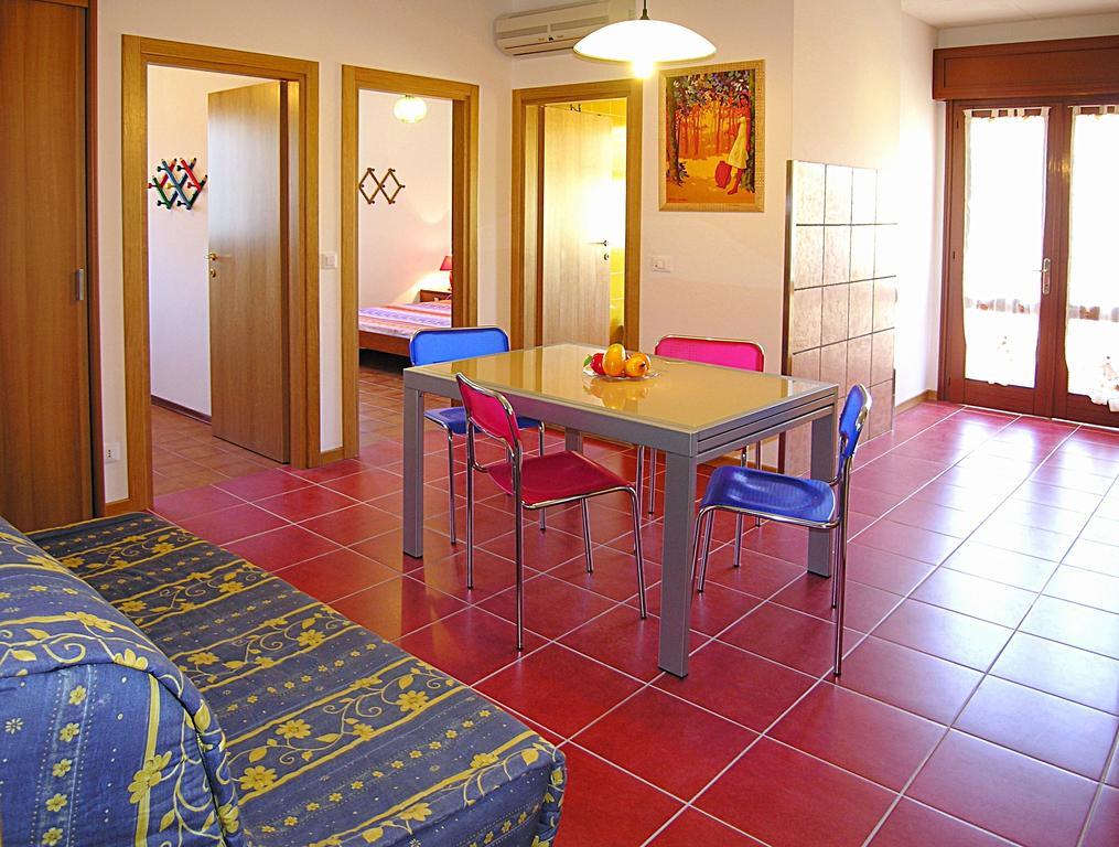 Appartamenti Lira Bibione Kamer foto
