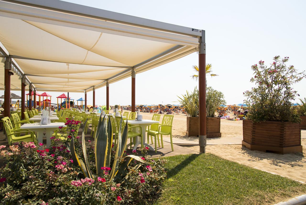 Appartamenti Lira Bibione Buitenkant foto