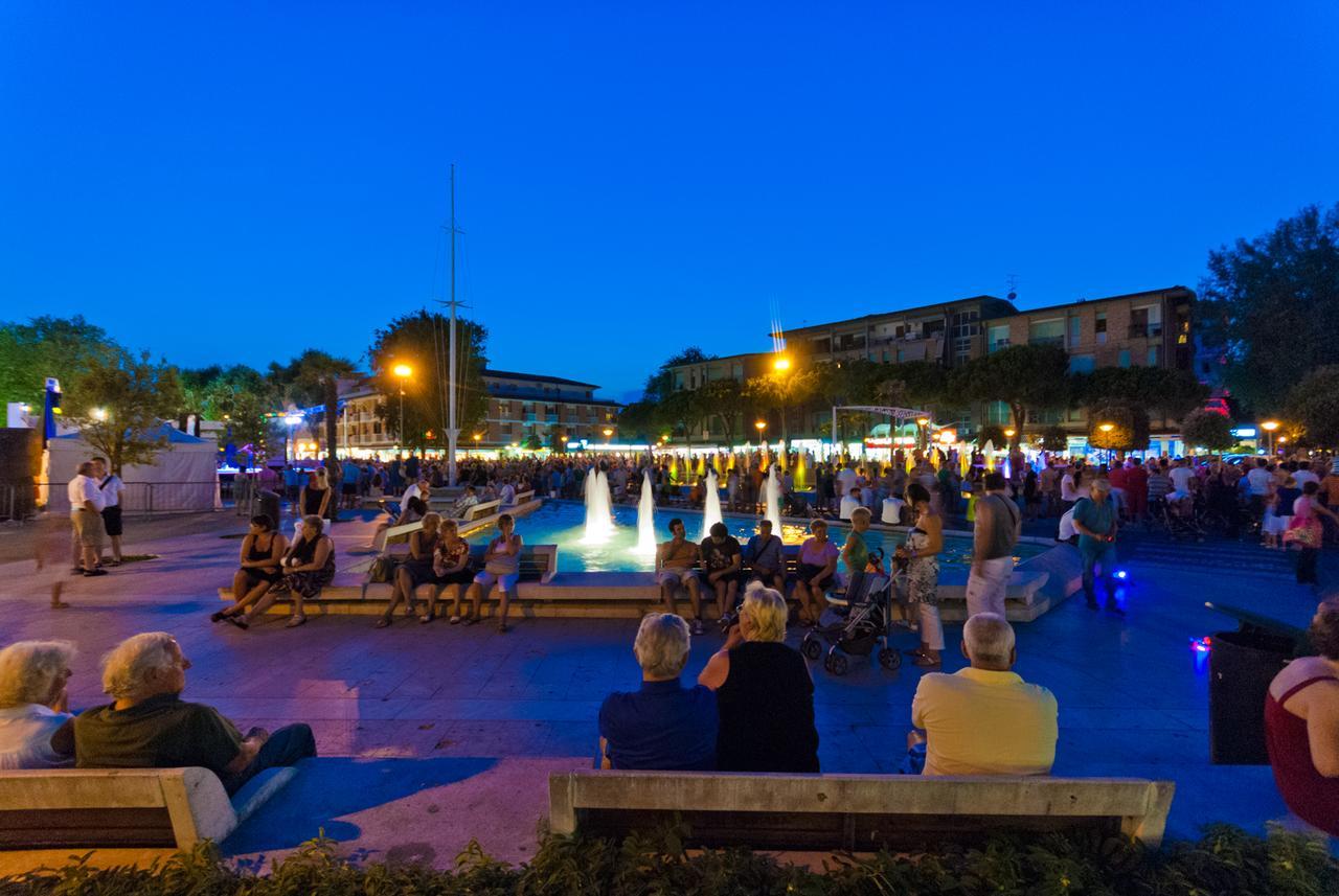 Appartamenti Lira Bibione Buitenkant foto